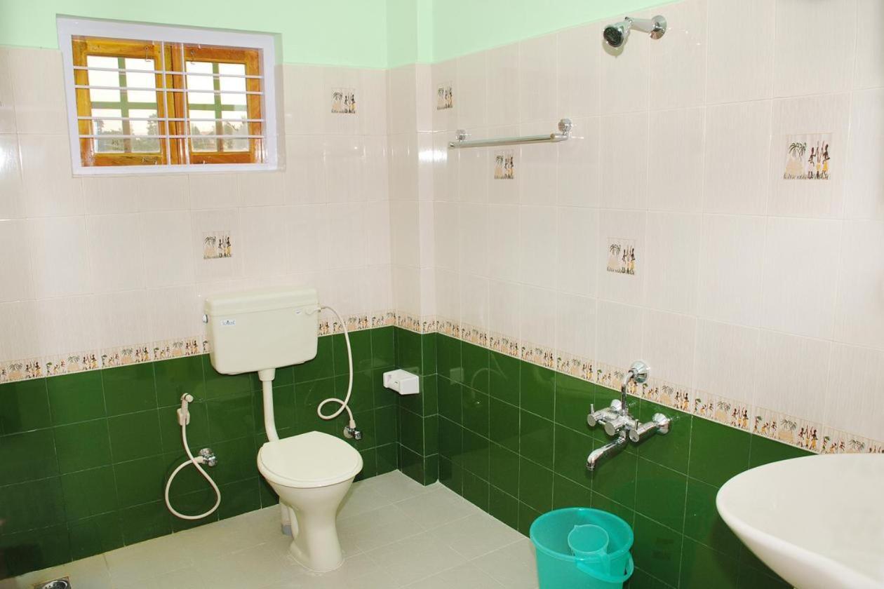Panthalams Homestay Thekkady Zewnętrze zdjęcie