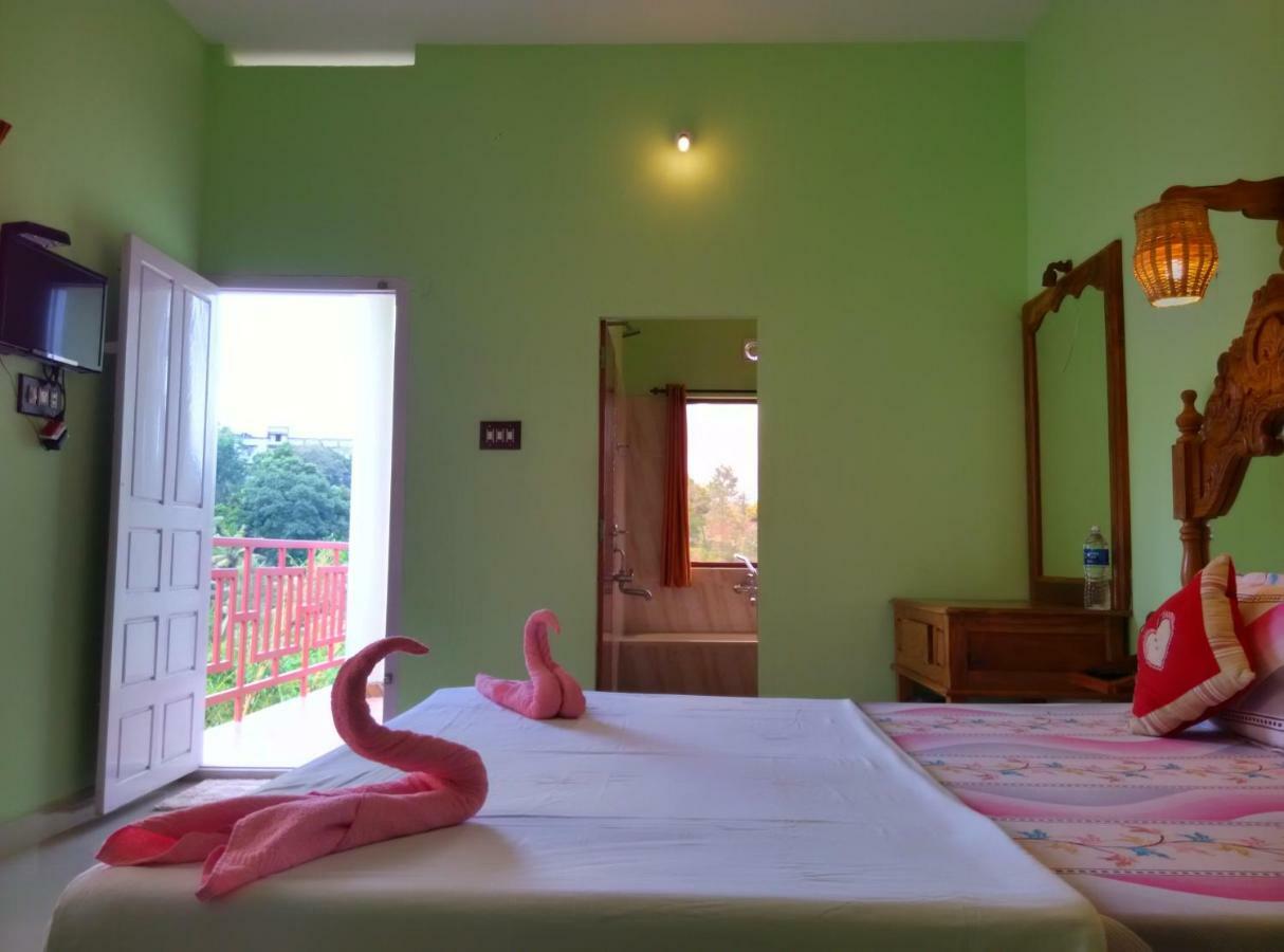 Panthalams Homestay Thekkady Zewnętrze zdjęcie