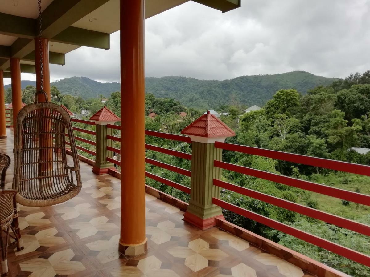 Panthalams Homestay Thekkady Zewnętrze zdjęcie